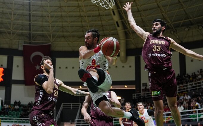 Parmos Bordo, final serisine galibiyetle ba�lad�