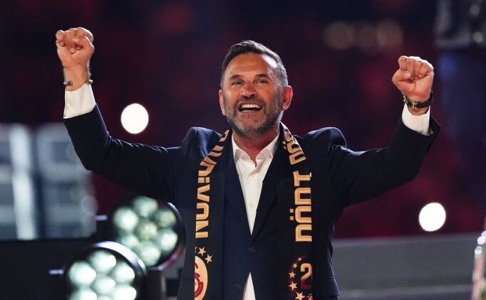 Okan Buruk'tan transfer mesaj�!
