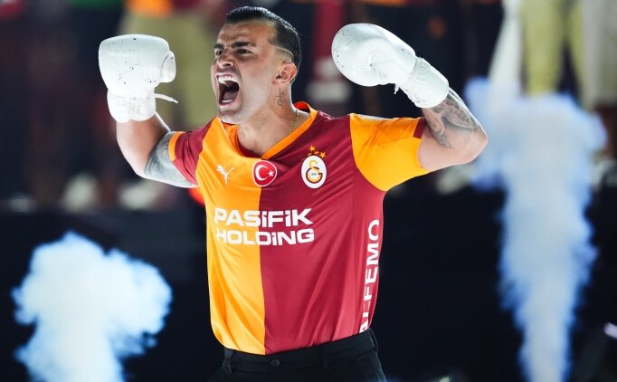 Galatasaray'�n en istikrarl� ismi Abd�lkerim Bardakc�