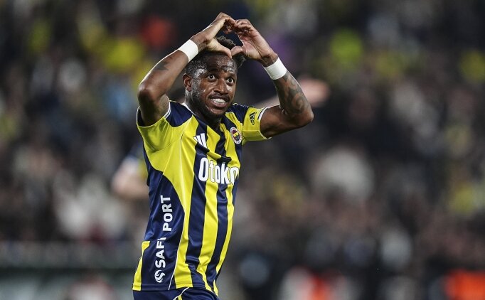 Fred, y�netim ve teknik direkt�r� bekliyor!