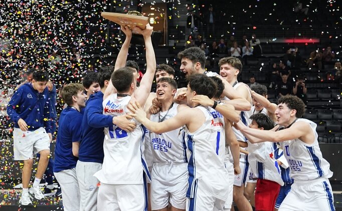 Gen�ler Ligi'nde �ampiyon Anadolu Efes