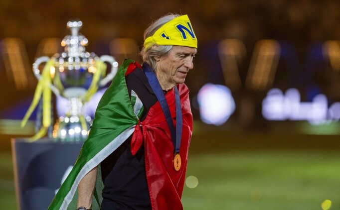 Jorge Jesus'tan b�y�k s�rpriz! Anla�ma sa�land�