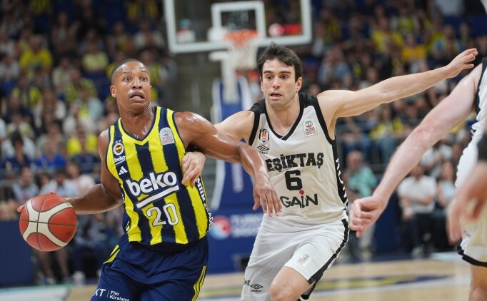Fenerbah�e Beko'da Devon Hall ile ayr�l�k