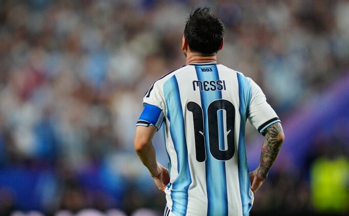 Lionel Messi, D�nya Kupas�'n�n tarihine ge�ti!