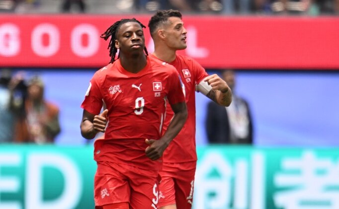 Galatasaray'da Johan Manzambi s�rprizi