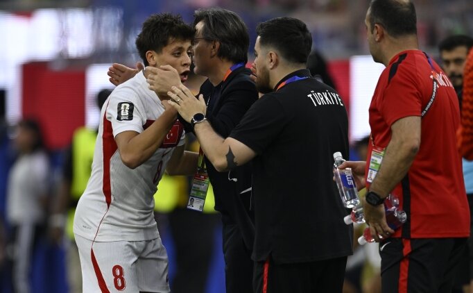 Arda G�ler'den Montella'ya destek