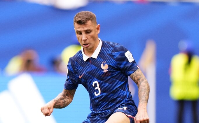PSG'de sol beke Lucas Digne