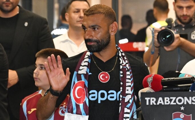 CANLI: Salah i�in imza t�reni