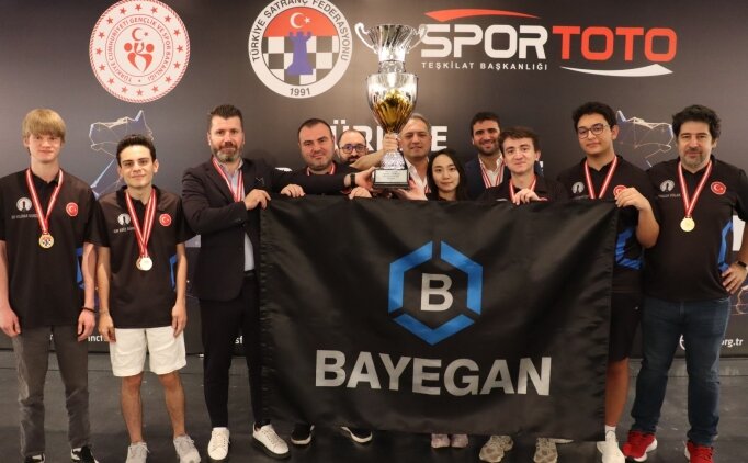 Satran� S�per Ligi'nde �ampiyon Bayegan Pendik Satran�!