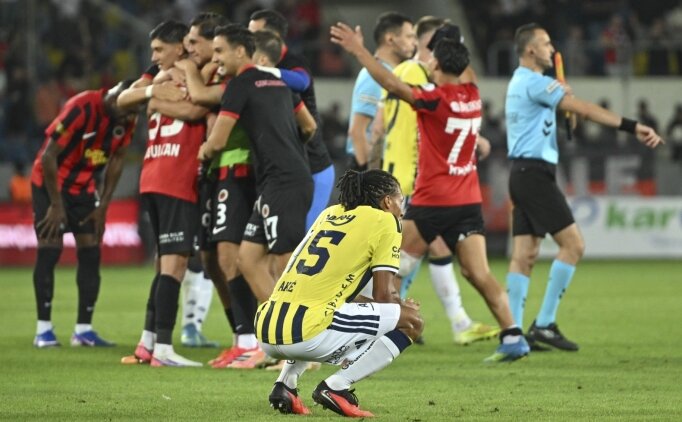 Fenerbah�e'de Nathan Ake'den ma�lubiyet sonras� mesaj!