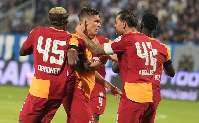 Galatasaray liderli�i korumak i�in sahaya ��k�yor