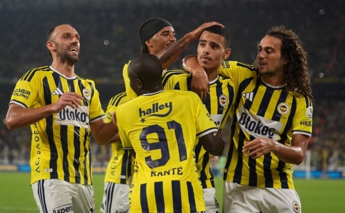 Fenerbah�e'den Konyaspor'a kar�� 4 goll� galibiyet