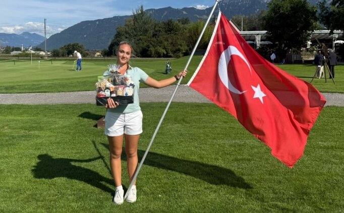 Deniz Sapmaz, Lihten�tayn'da ikinci oldu