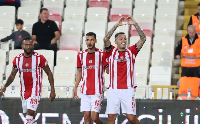 Sivasspor'un konu�u Mardinspor
