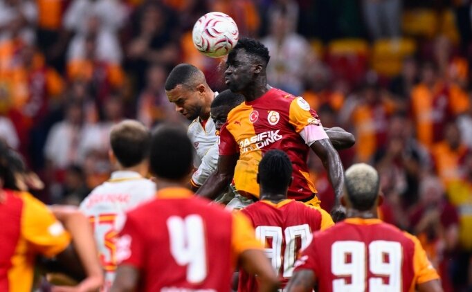 Sanchez, bu sezon ilk kez gol sevinci ya�ad�