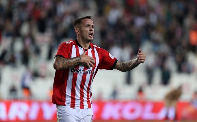 Sivasspor'un ligdeki galibiyet hasreti 6 ma�a ��kt�