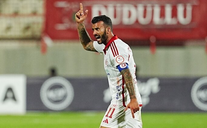 Antalyaspor, �mraniyespor'u son dakikada y�kt�!