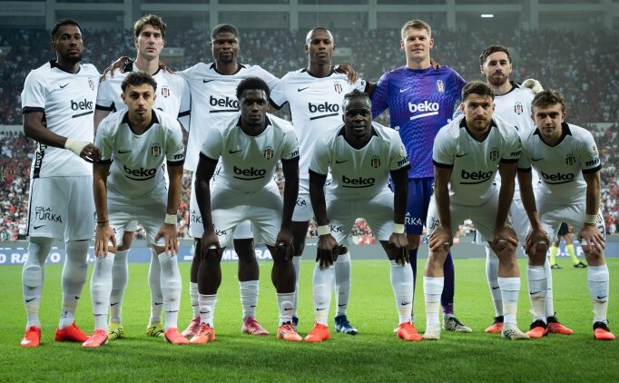 Be�ikta� milli tak�mlarda zirvede: 17 futbolcuya davet