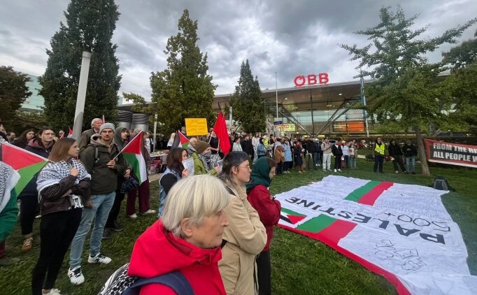 �srail, Avusturya-�srail ma�� �ncesi Linz kentinde protesto edildi