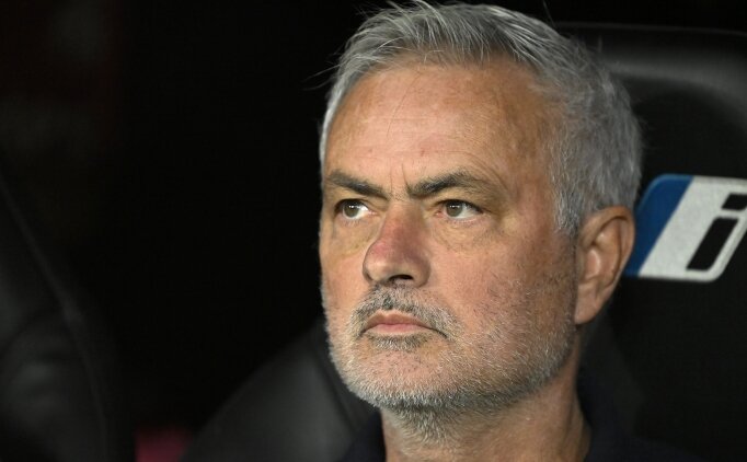 Mourinho'dan olay tepki! Ma� sonu bas�n toplant�s�na kat�lmad�!