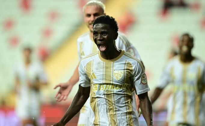 Kayserispor, Antalya'da �ov yapt�!
