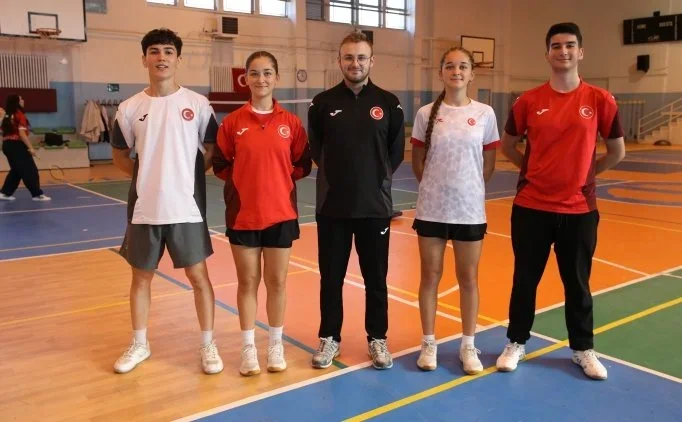 ��itme engelli badmintoncular Avrupa ba�ar�s�n�n ard�ndan d�nya �ampiyonas�na haz�rlan�yor