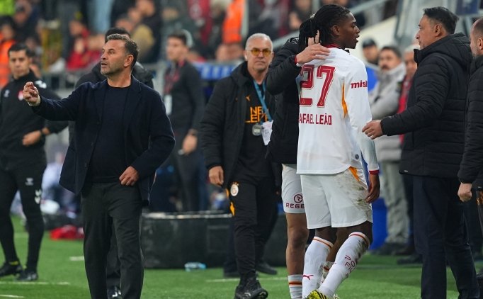 Okan Buruk'tan Leao a��klamas�; Fenerbah�e