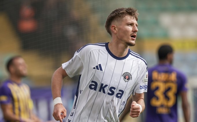 Kas�mpa�a, Adrian Benedyczak ile kazand�