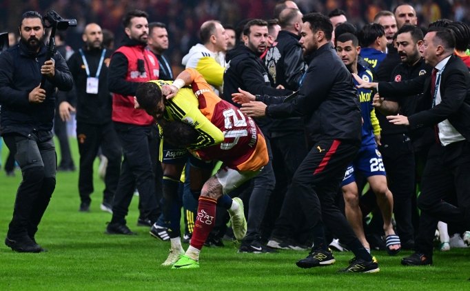 Galatasaray'dan Fenerbah�e'nin a��klamas�na cevap!