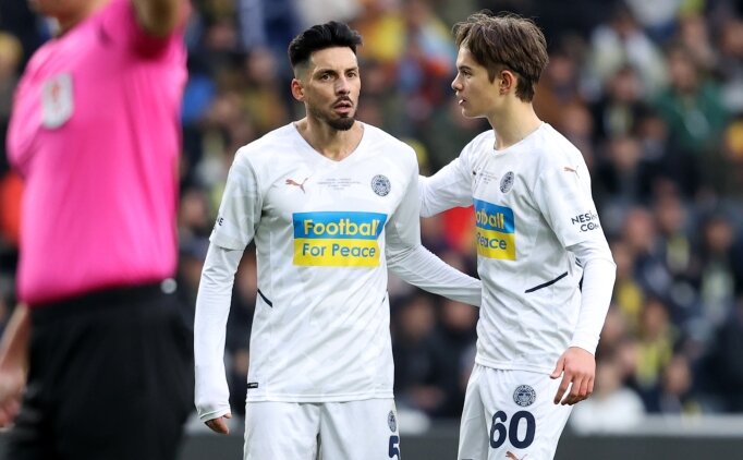 Bir d�nem Fenerbah�e'deydi: Be�ikta�'tan s�rpriz transfer giri�imi!