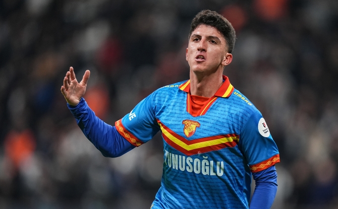 Fenerbah�e ve Trabzonspor pe�inde: Taha Alt�karde�