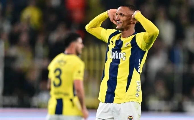 Fenerbah�e ayr�l��� TFF'ye bildirdi; Becao!