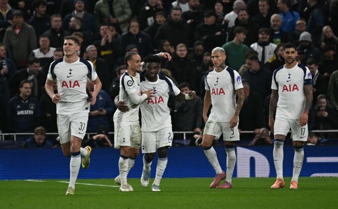 Tottenham'da maa�lar yar�ya inebilir