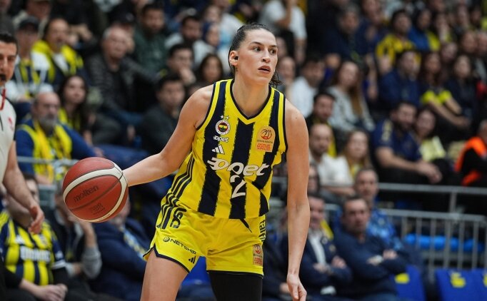 Fenerbah�e'den Galatasaray'a gitti: Sevgi Uzun!