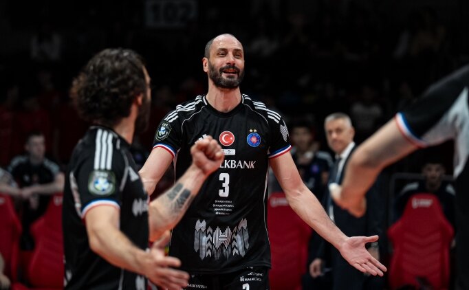 Halkbank'ta Matey Kaziyski'ye yeni s�zle�me