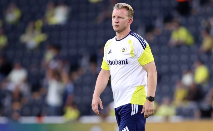 Dirk Kuyt'tan �smail Kartal s�zleri: 'Benim i�in �ok �zel birisi'