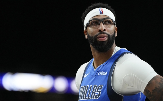 Anthony Davis yar���nda Hawks favori g�steriliyor