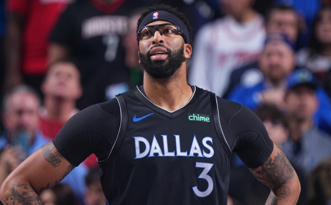 Davis i�in Hawks'�n yan� s�ra Raptors, Warriors ve Bucks da devrede