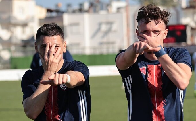 �zmir ekibi Alt�nordu'da kurtulu� sevinci