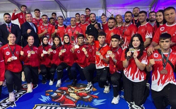 D�nya Muaythai �ampiyonas�'nda milli sporculardan 16 madalya