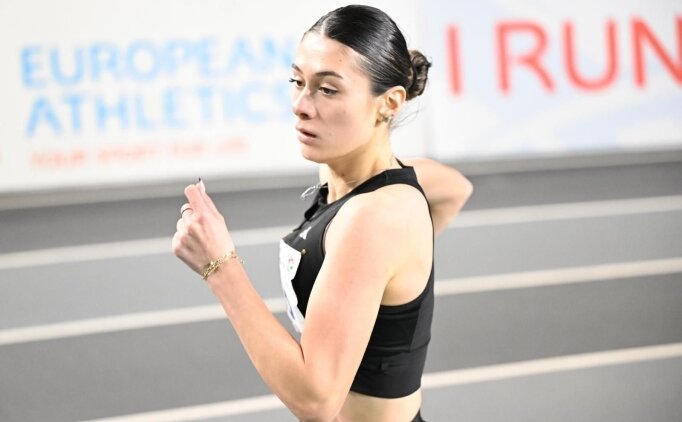 Milli sporcu Aysel �nder'den 400 metrede T�rkiye �ampiyonlu�u