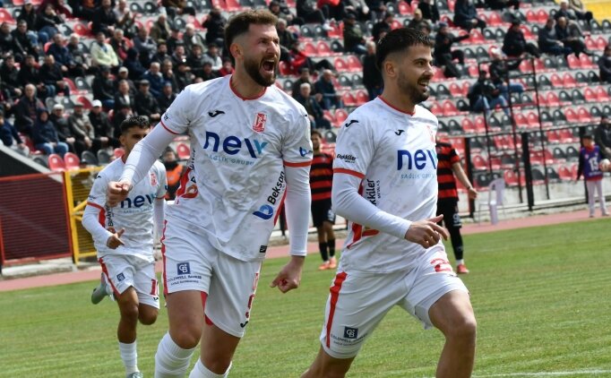 Bal�kesirspor play-off kap�s�n� aralad�