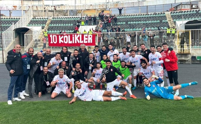 Bal�kesirspor, Play-Off'a abone oldu!
