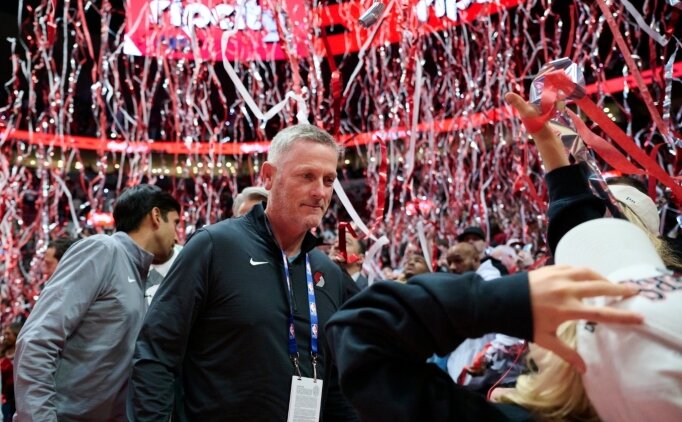 Blazers'�n yeni sahibinden �ampiyonluk s�z�: 'Ge�mi�im ortada'