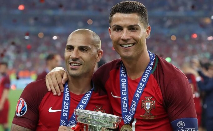 Quaresma'dan Ronaldo'ya fla� g�nderme!
