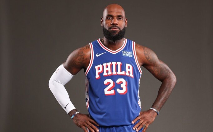 LeBron, 76ers'taki ilk sezonuna sakatl�k sorunlar�yla giriyor