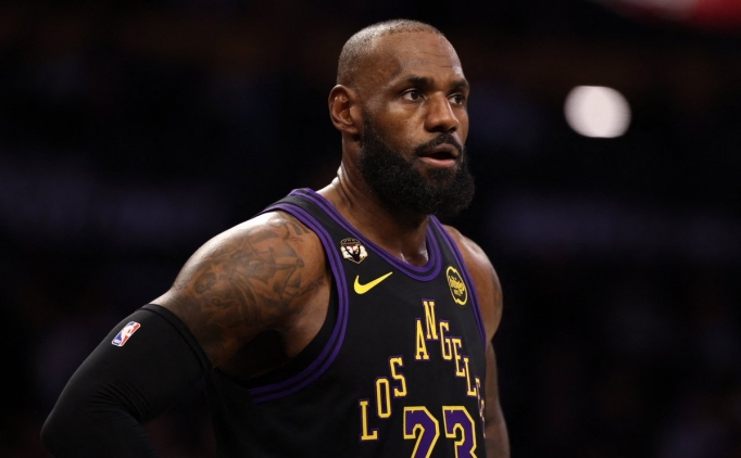 Barkley'den LeBron James'in gelece�iyle ilgili �arp�c� tahmin