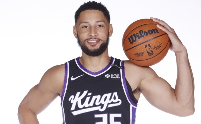 Simmons: 'Art�k yaln�zca normal antrenman a�r�lar�m var'