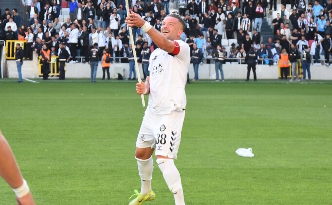 Altay'da 6 futbolcu serbest kalacak