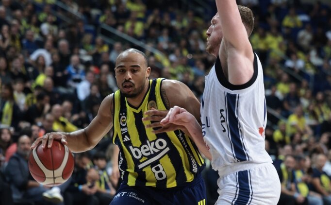Fenerbah�e Beko, Anadolu Efes deplasman�nda!